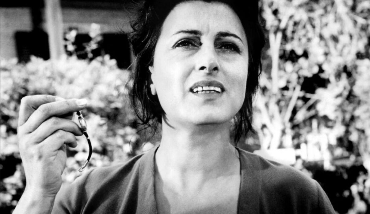 L'attrice Anna Magnani nel film La rosa tatuata