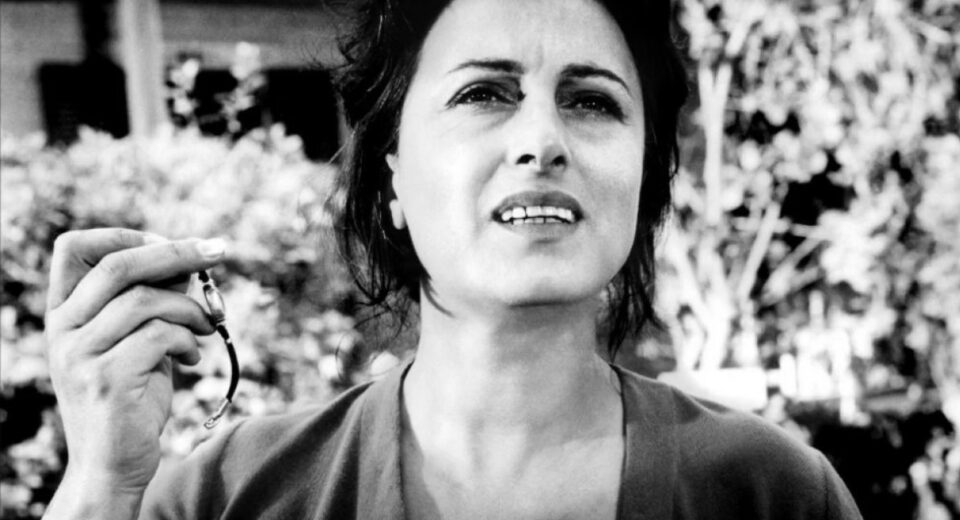 L'attrice Anna Magnani nel film La rosa tatuata