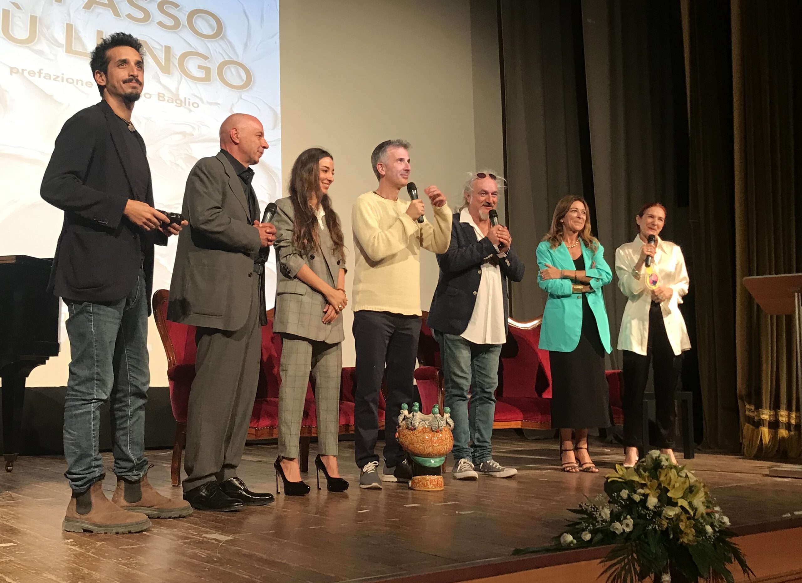 Roberto Lipari, Aldo Baglio, Caterina Baglio, Valentino Picone, Dario Lessa, Diana de Marsanich e Silvana Fallisi